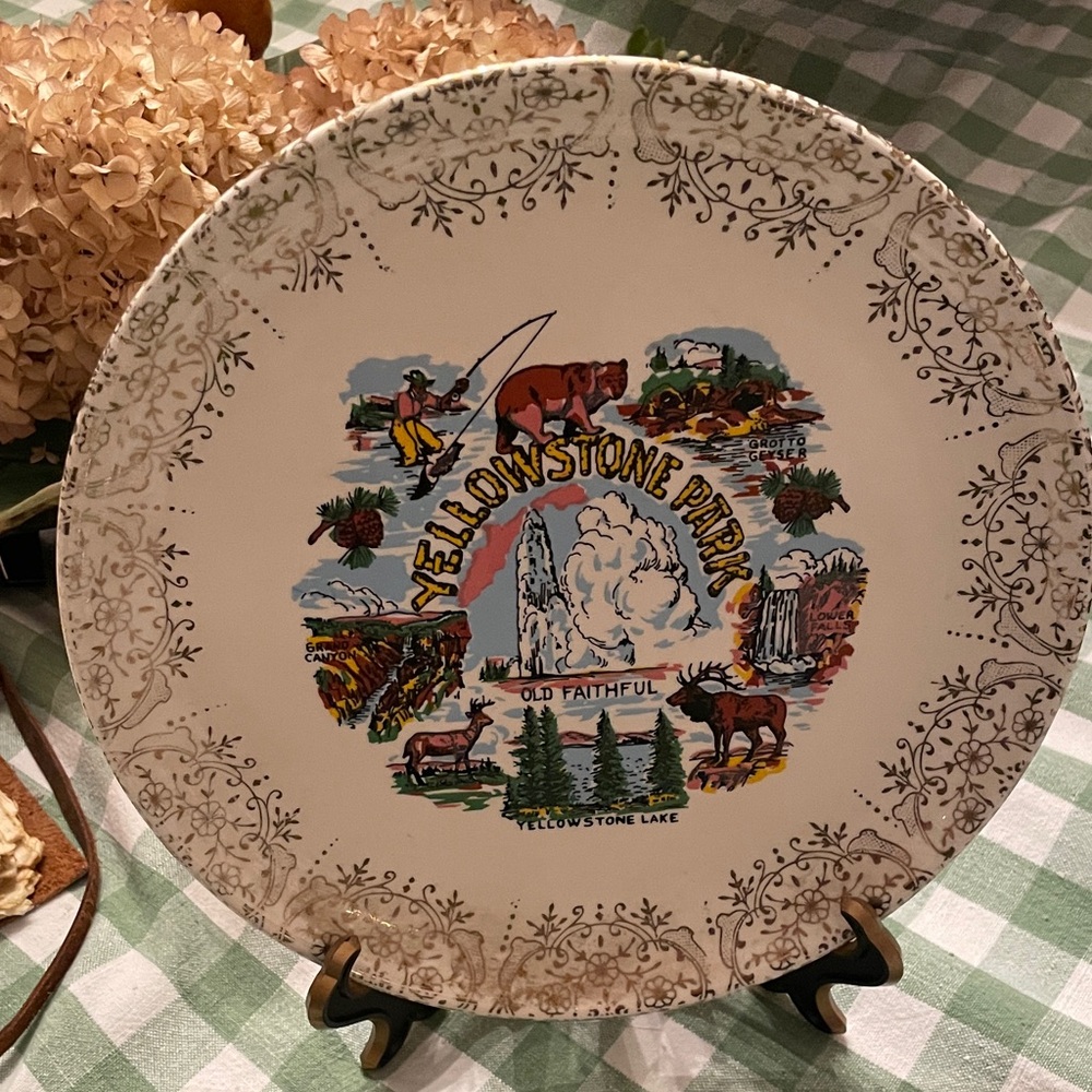 Yellowstone Park Scenic Dinner Plate